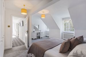 Bedroom- click for photo gallery